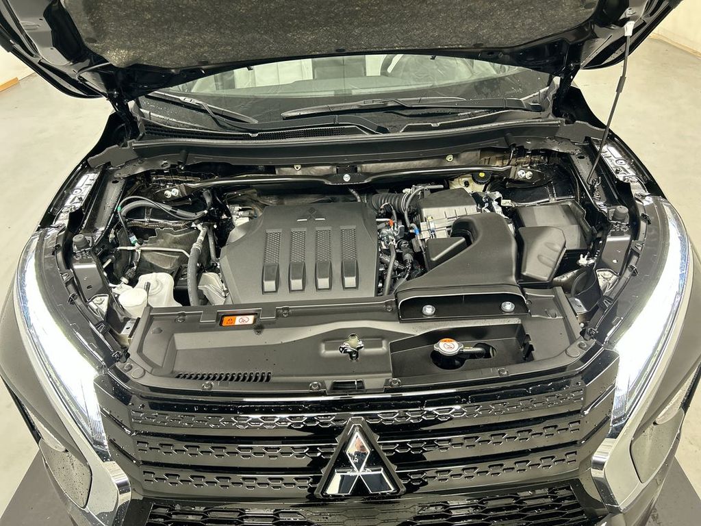2026 Mitsubishi Eclipse Cross SEL - Photo 10