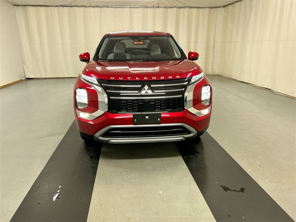 New 2025 Mitsubishi Outlander SE SUV