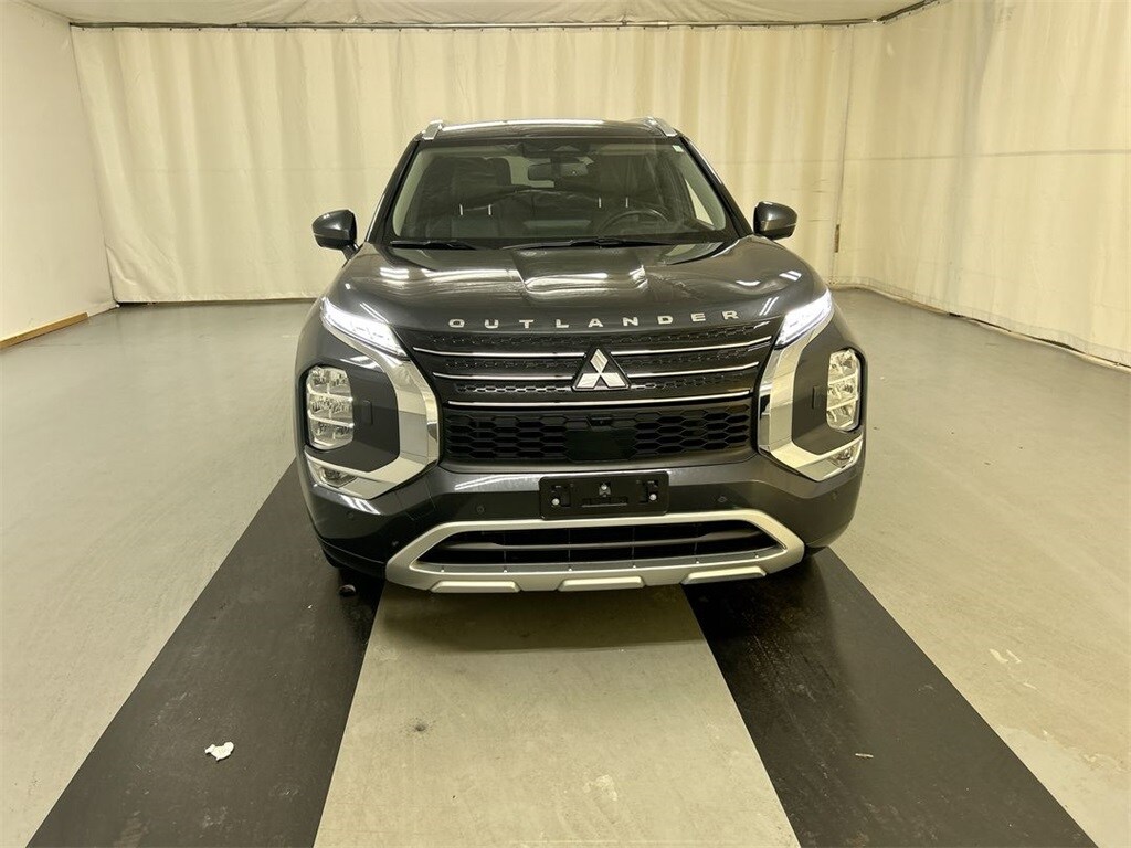 Used 2024 Mitsubishi Outlander SEL SUV