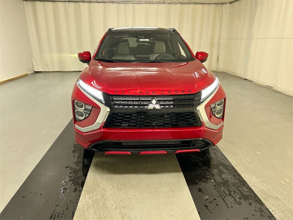 2026 Mitsubishi Eclipse Cross SEL photo 3