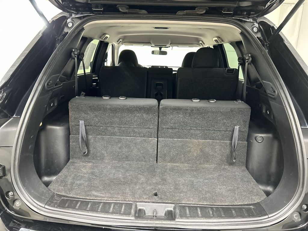 2022 Mitsubishi Outlander ES - Photo 22