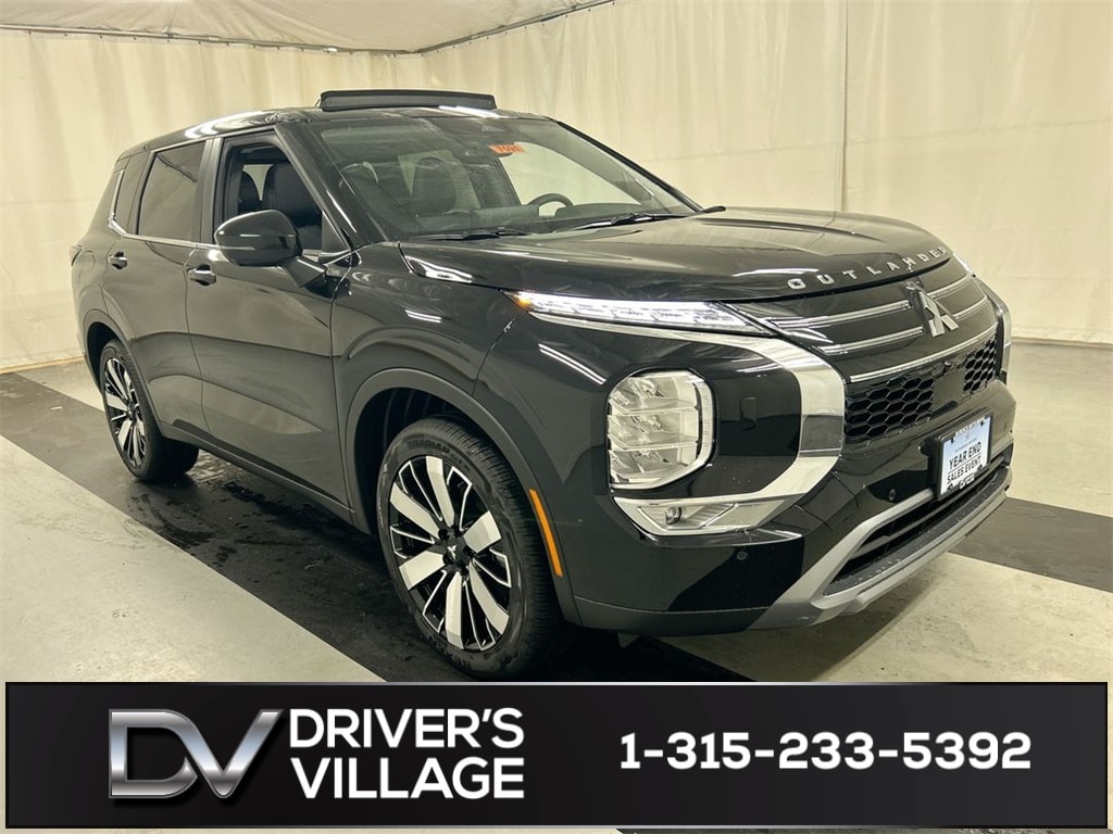 2025 Mitsubishi Outlander SE's photo