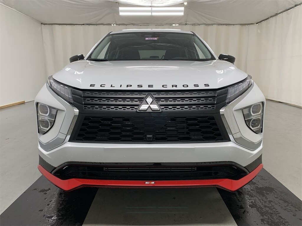 2024 Mitsubishi Eclipse Cross Ralliart photo 2