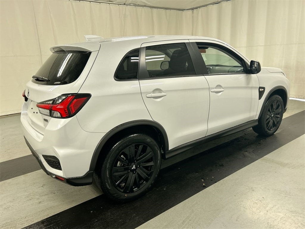 New 2025 Mitsubishi Outlander Sport 2.0 LE SUV