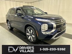 2025 Mitsubishi Outlander SE SUV