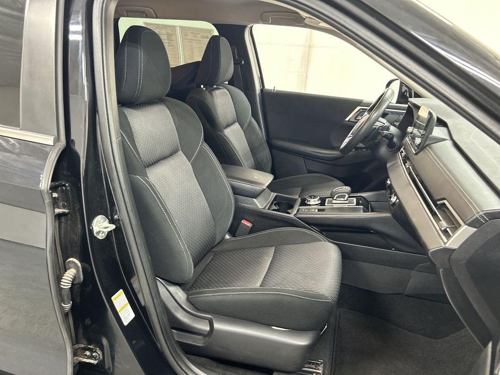 2022 Mitsubishi Outlander ES - Photo 23