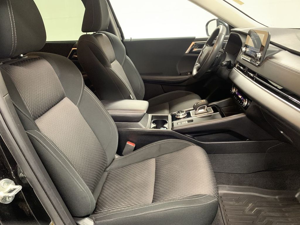 2022 Mitsubishi Outlander ES - Photo 23