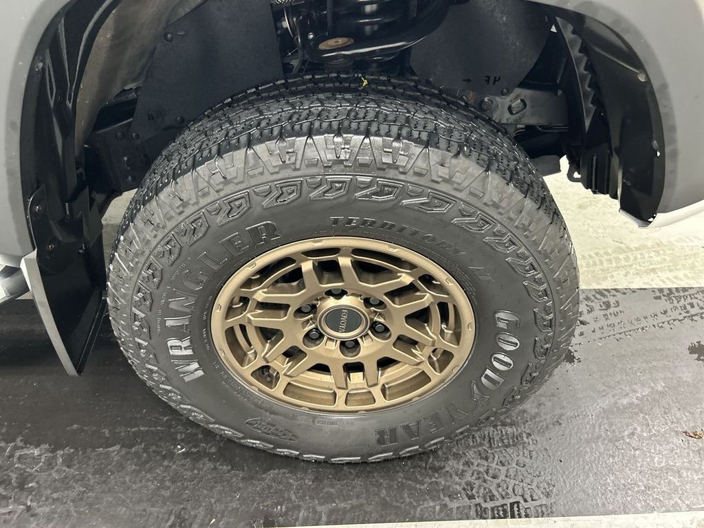 2023 Toyota Tacoma Trail - Photo 8