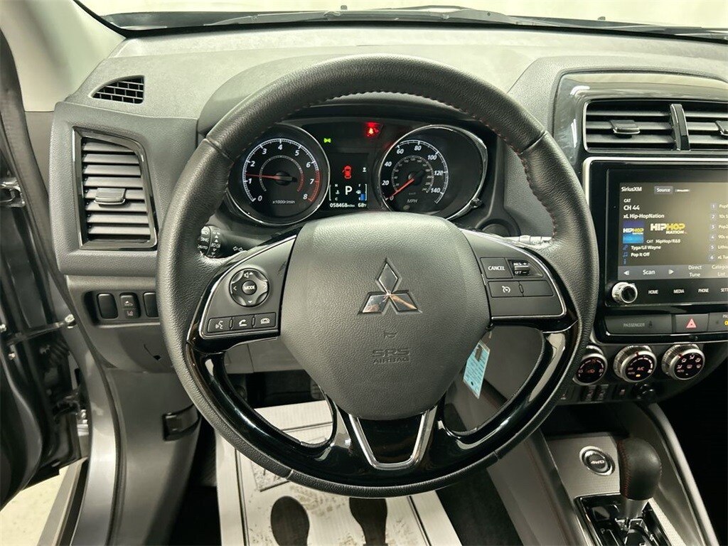 2022 Mitsubishi Outlander Sport LE photo 3