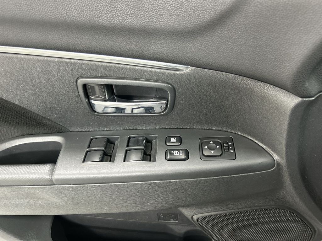 2021 Mitsubishi Outlander Sport ES - Photo 11