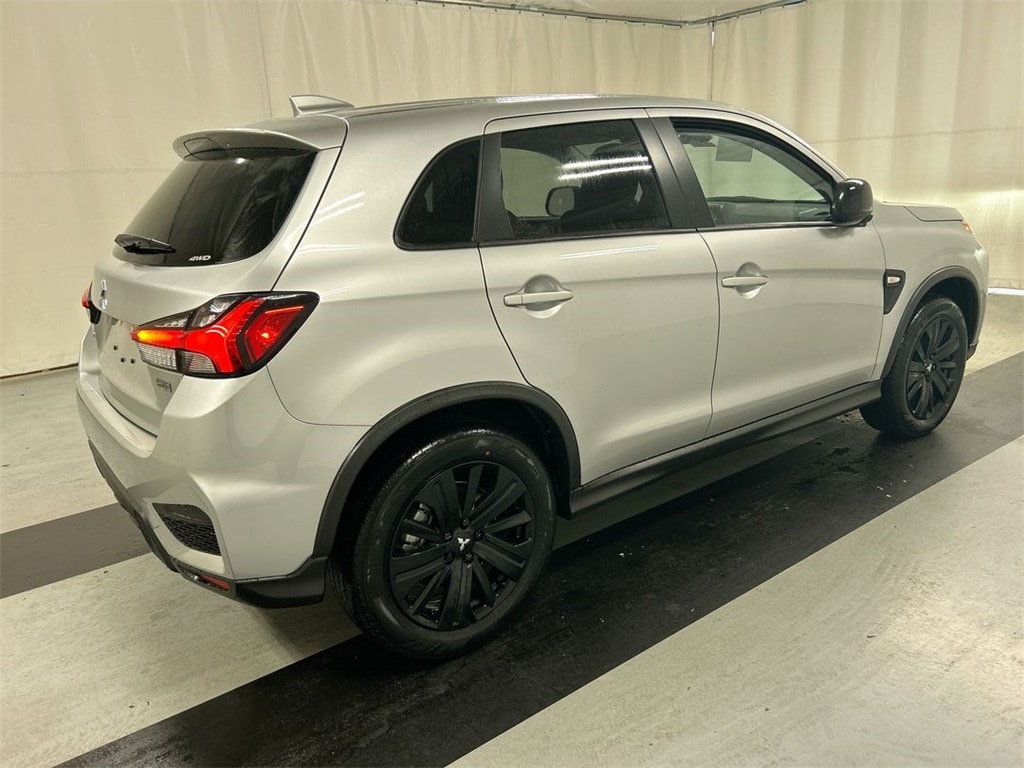 New 2025 Mitsubishi Outlander Sport 2.0 LE SUV