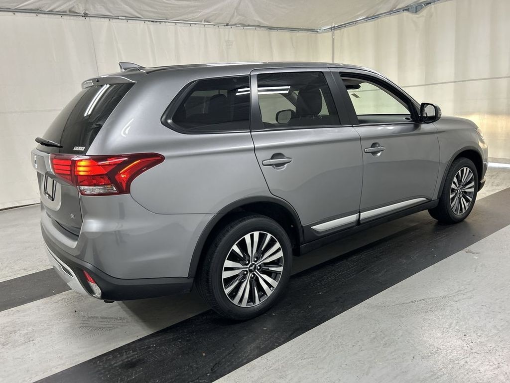 Used 2020 Mitsubishi Outlander SE CUV