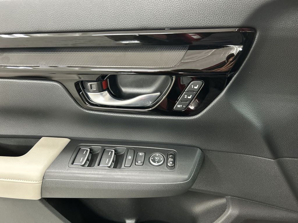 2024 Honda CR-V EX-L - Photo 11