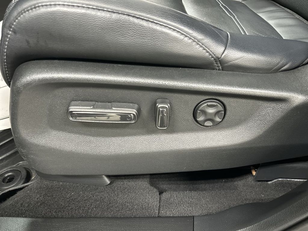 2018 Honda CR-V Touring - Photo 10