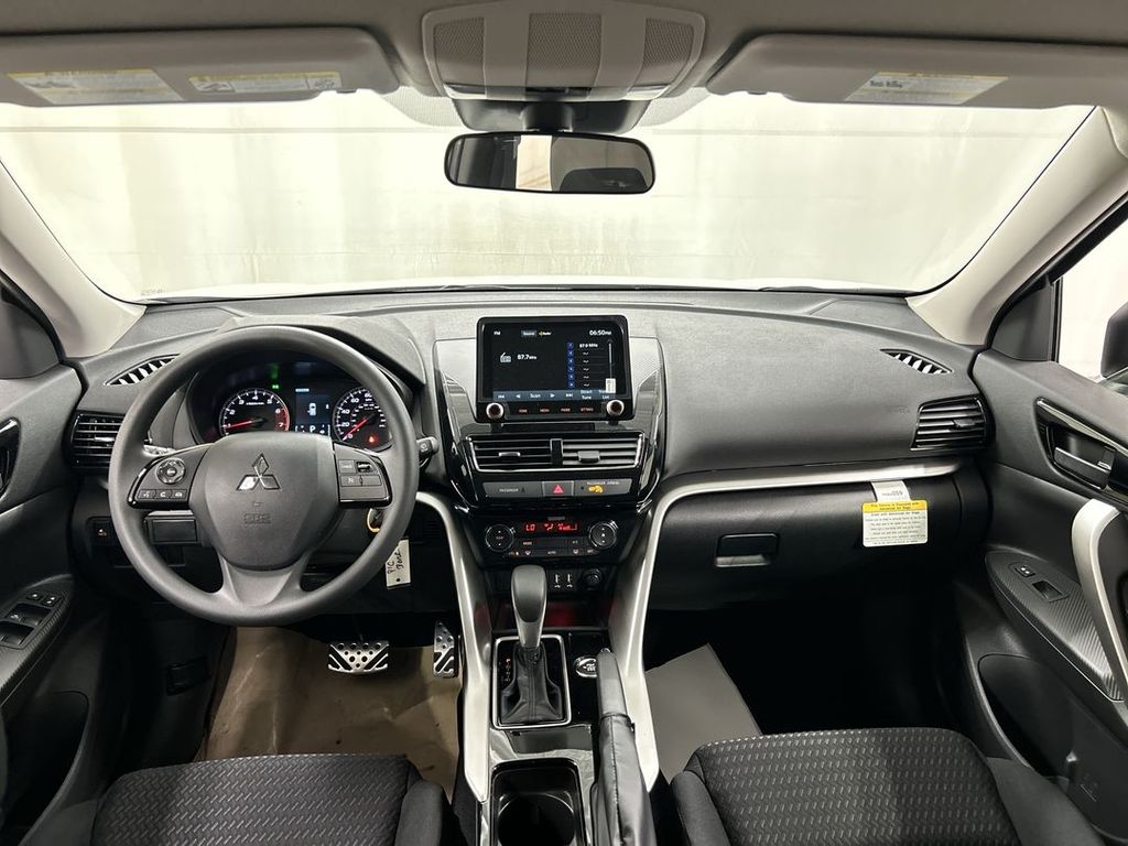 2026 Mitsubishi Eclipse Cross ES - Photo 17