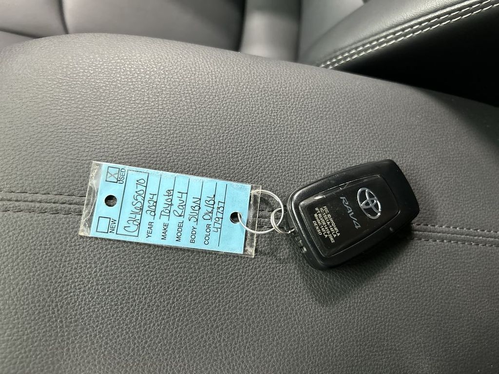 2024 Toyota RAV4 XLE Premium - Photo 12