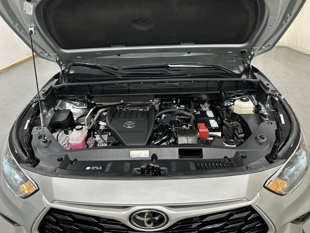 2023 Toyota Highlander XLE - Photo 25