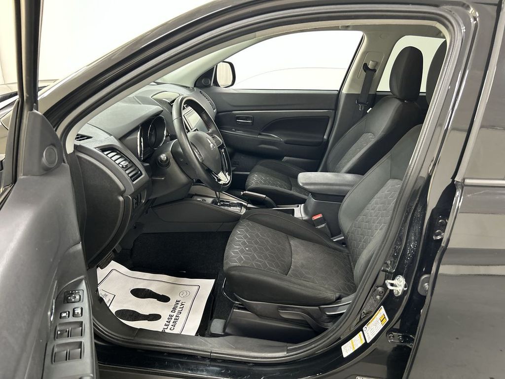 2023 Mitsubishi Outlander Sport LE - Photo 9