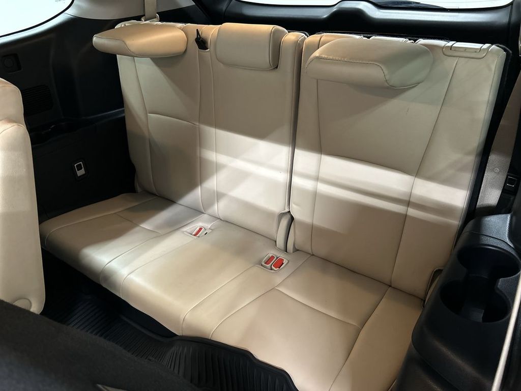 2021 Toyota Highlander XLE - Photo 22