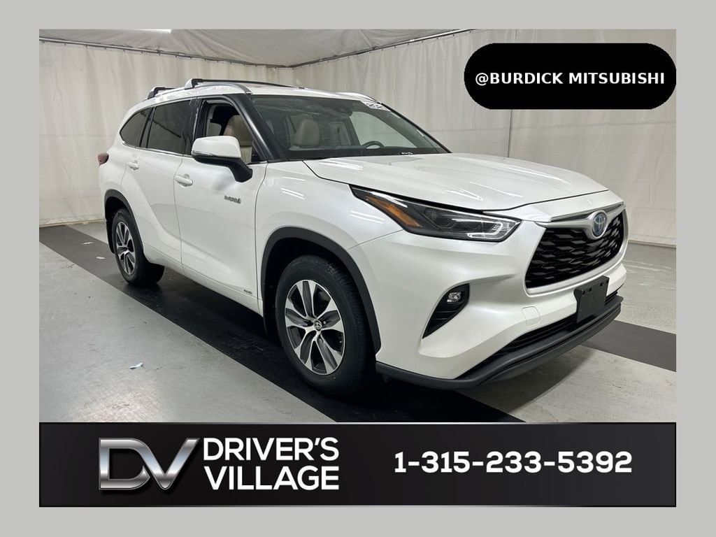 Used 2021 Toyota Highlander Hybrid XLE SUV
