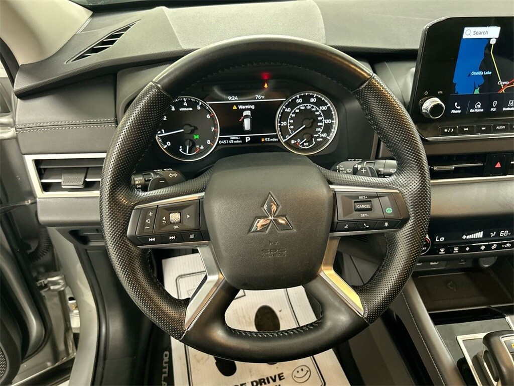 2022 Mitsubishi Outlander SE photo 4