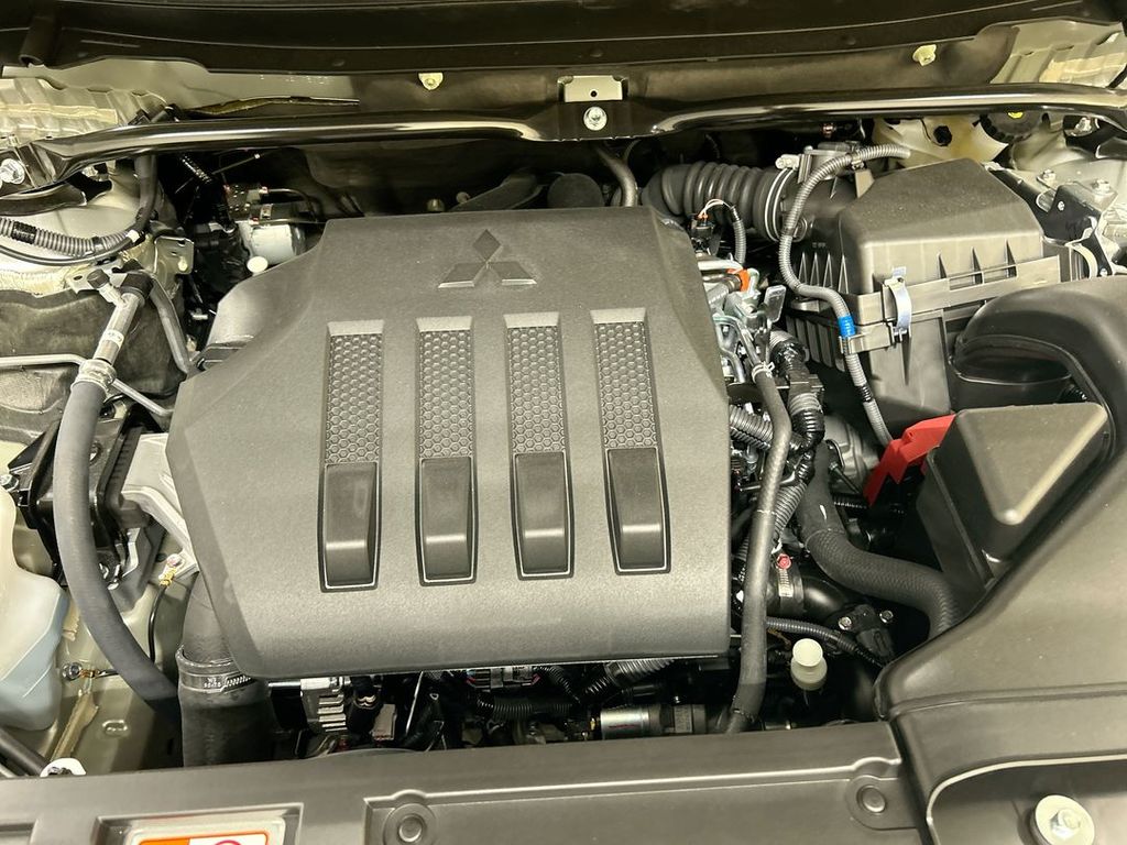 2026 Mitsubishi Eclipse Cross Black Edition - Photo 9