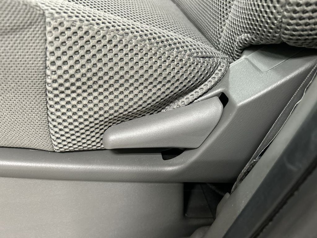 2021 Nissan Frontier SV - Photo 10