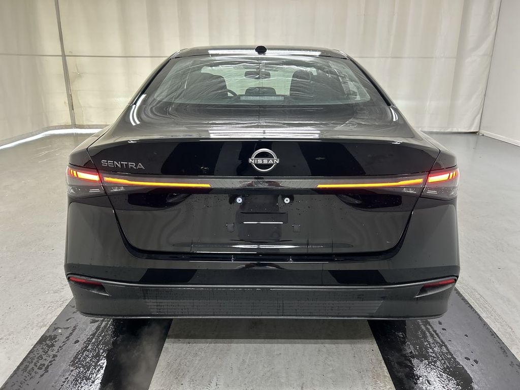 2026 Nissan Sentra SV - Photo 8
