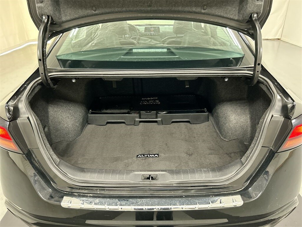 2021 Nissan Altima 2.5 SR photo 4