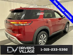 2023 Nissan Pathfinder SL SUV