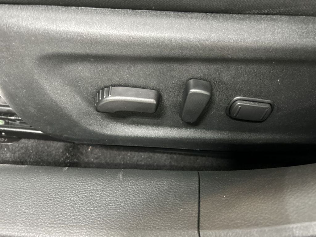 2023 Nissan Altima SV - Photo 10