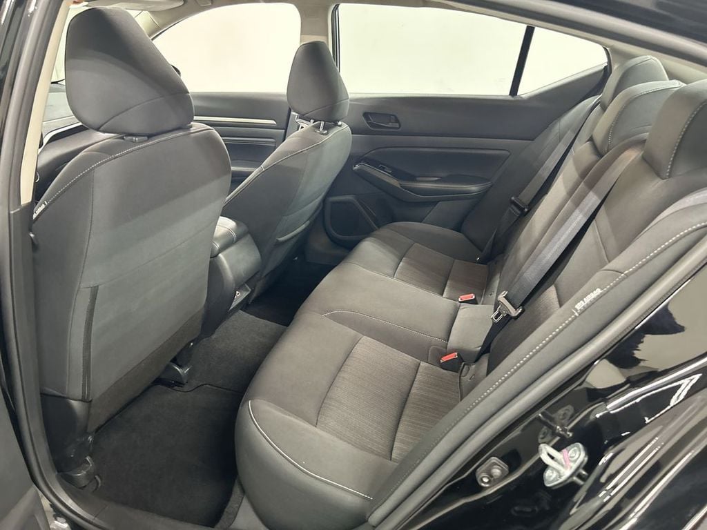2023 Nissan Altima SV - Photo 21