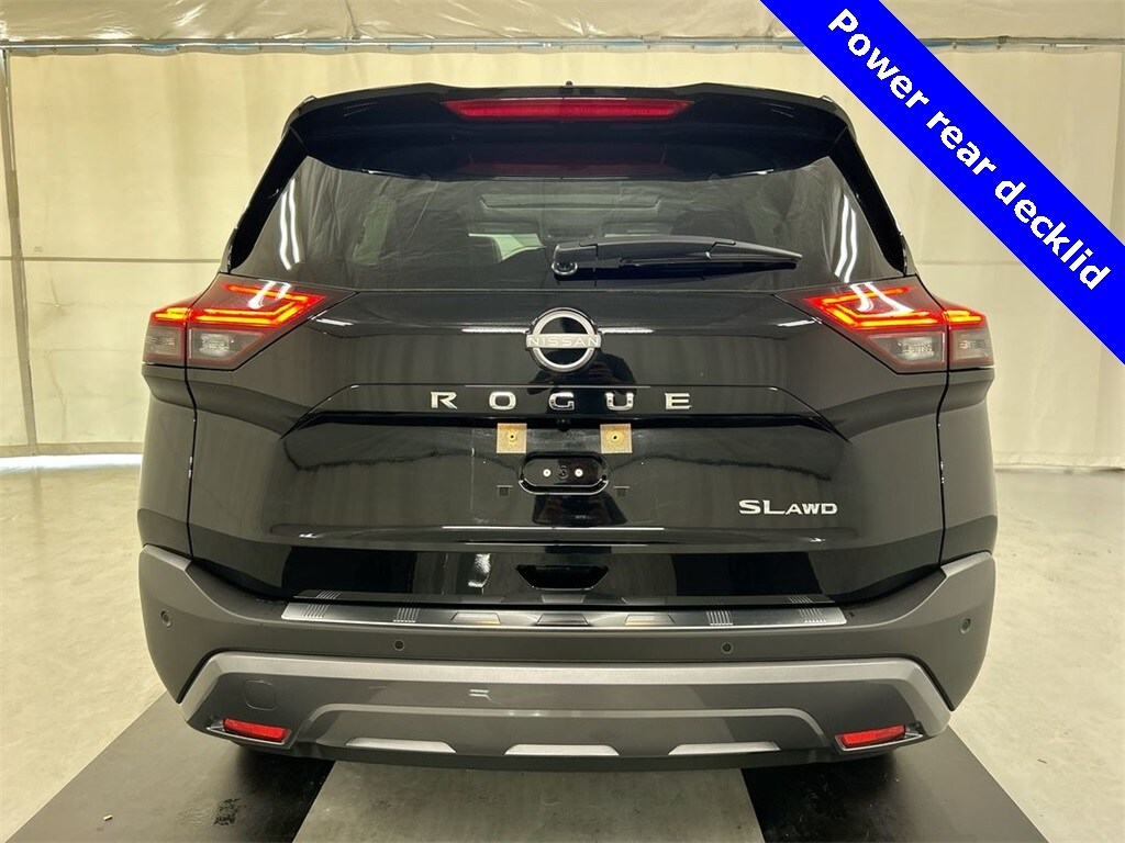 2023 Nissan Rogue SL photo 3