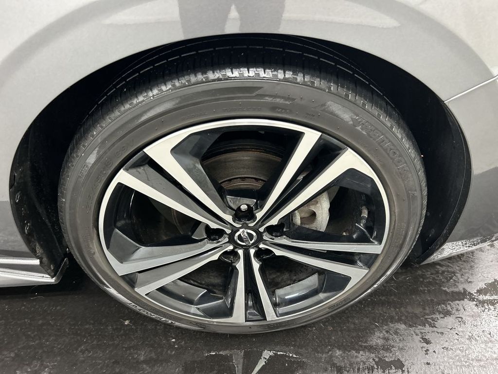 2023 Nissan Sentra SR - Photo 8
