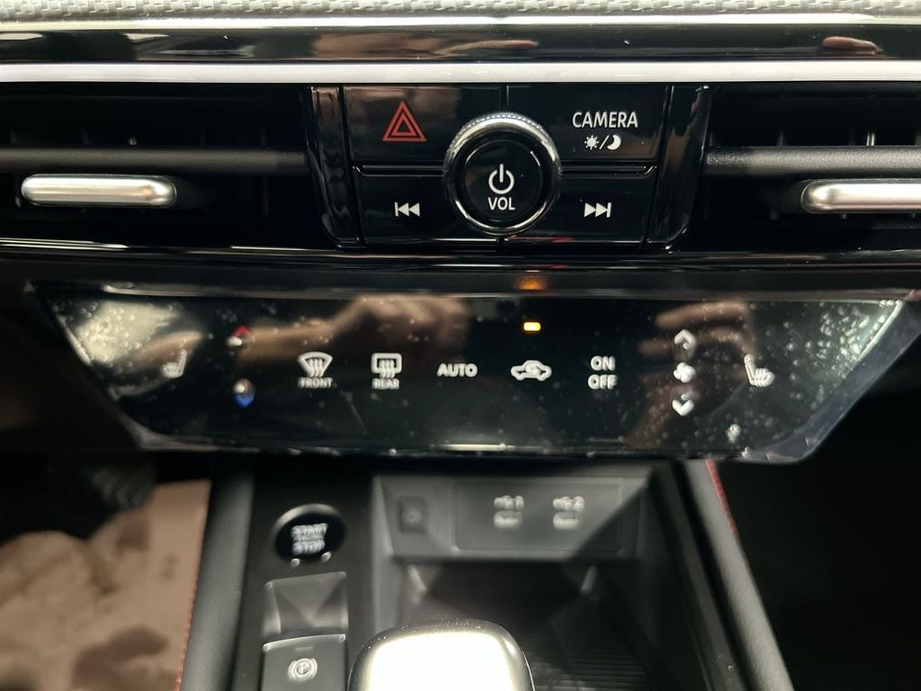 2025 Nissan Kicks SR AWD - Photo 18