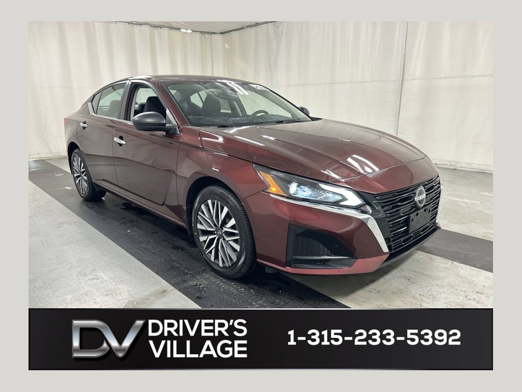 Used 2024 Nissan Altima 2.5 SV Sedan