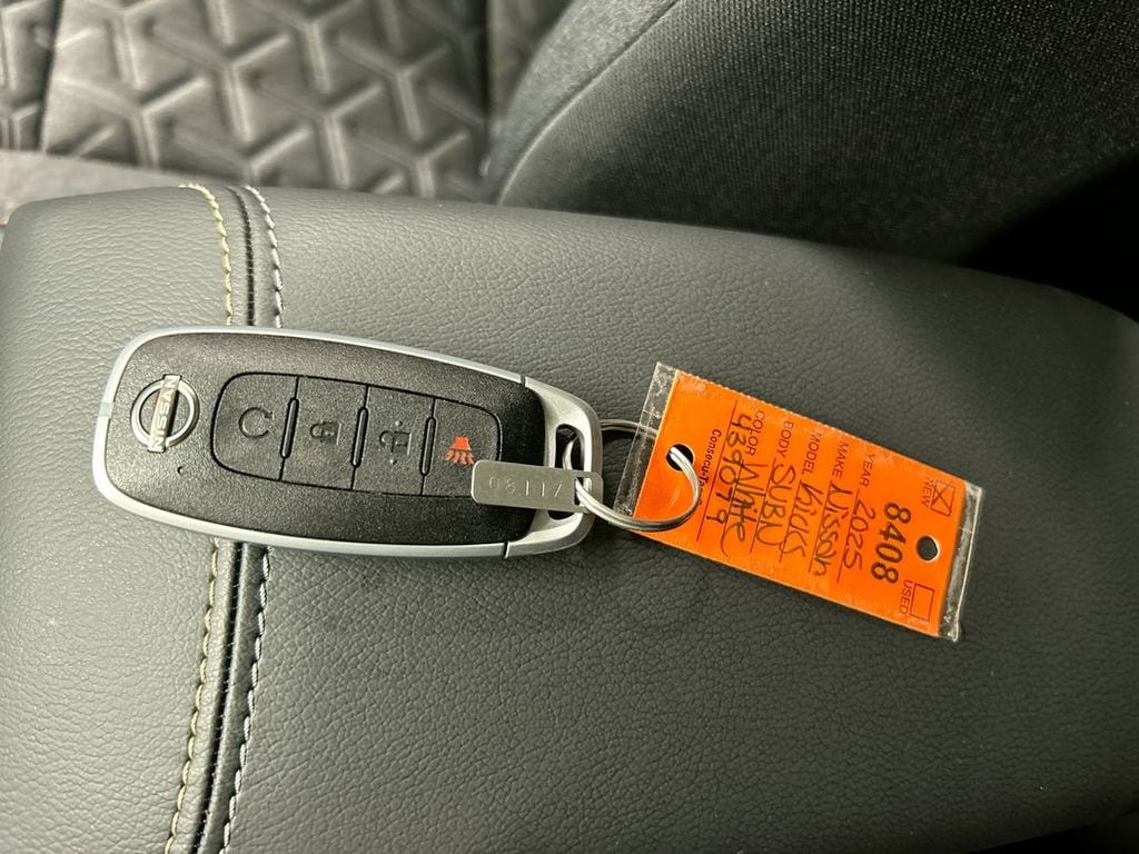 2025 Nissan Kicks SV AWD - Photo 14