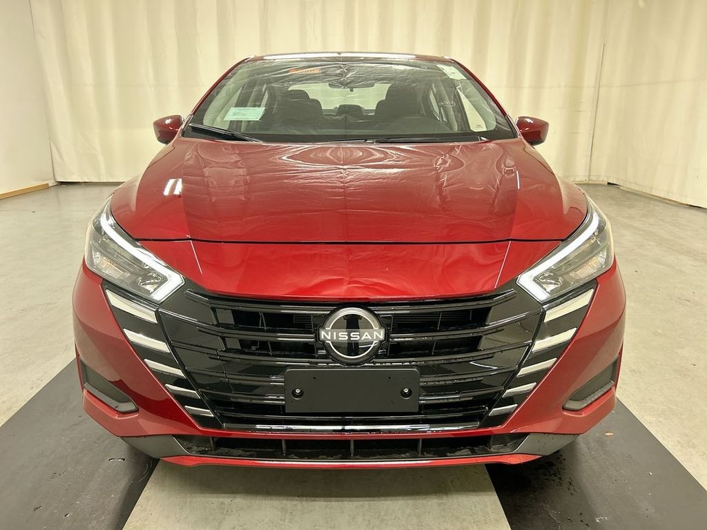 New 2025 Nissan Versa 1.6 SV Sedan