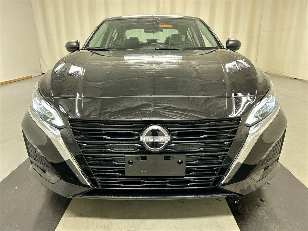 2025 Nissan Altima 2.5 S photo 3