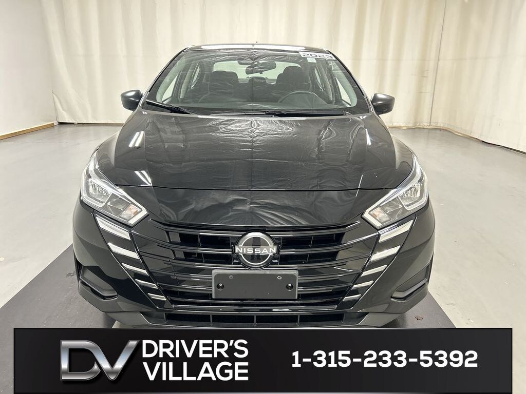Used 2023 Nissan Versa 1.6 S Sedan