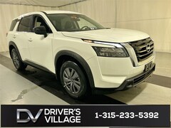 2025 Nissan Pathfinder S SUV