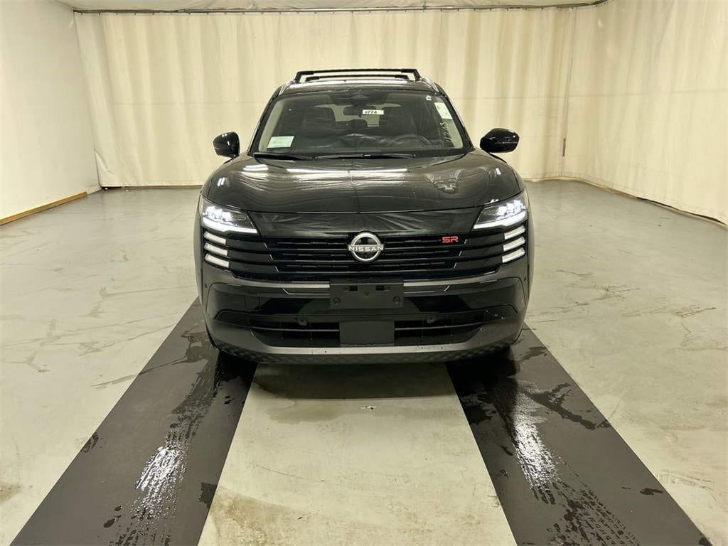 New 2026 Nissan Kicks SR SUV