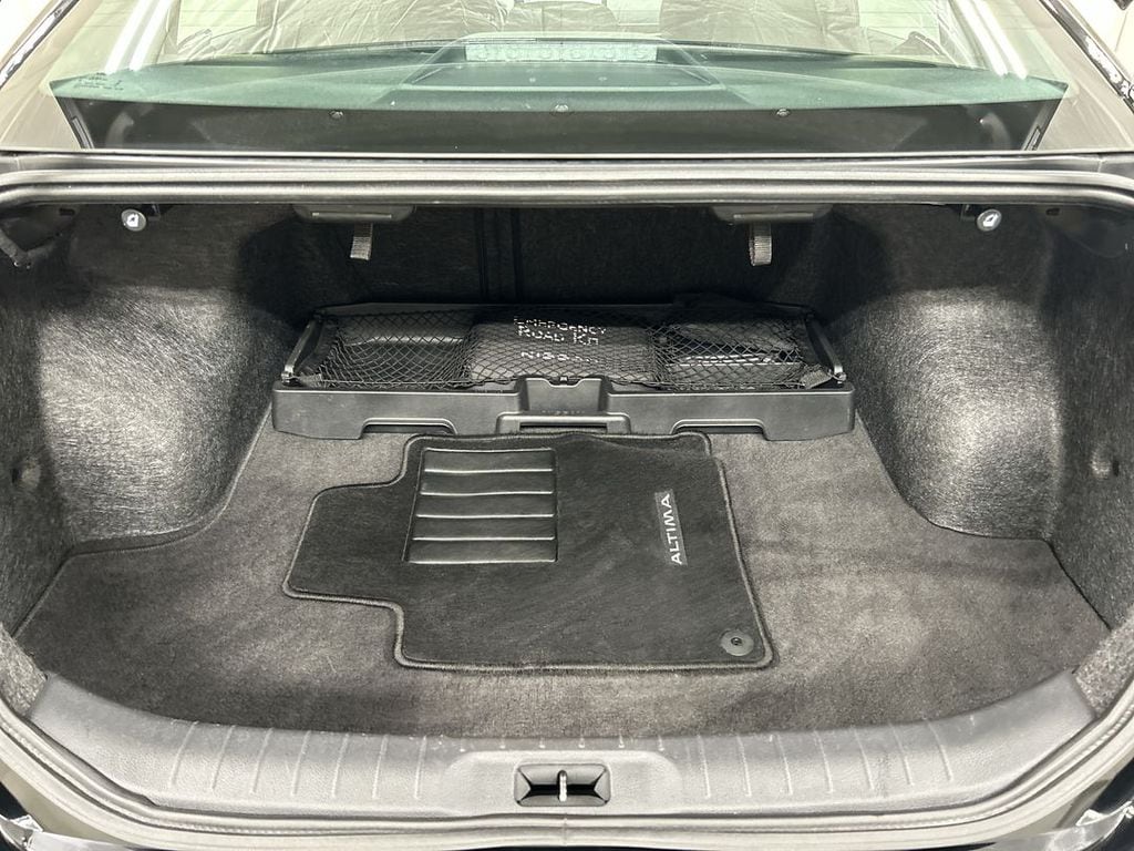 2023 Nissan Altima SV - Photo 23
