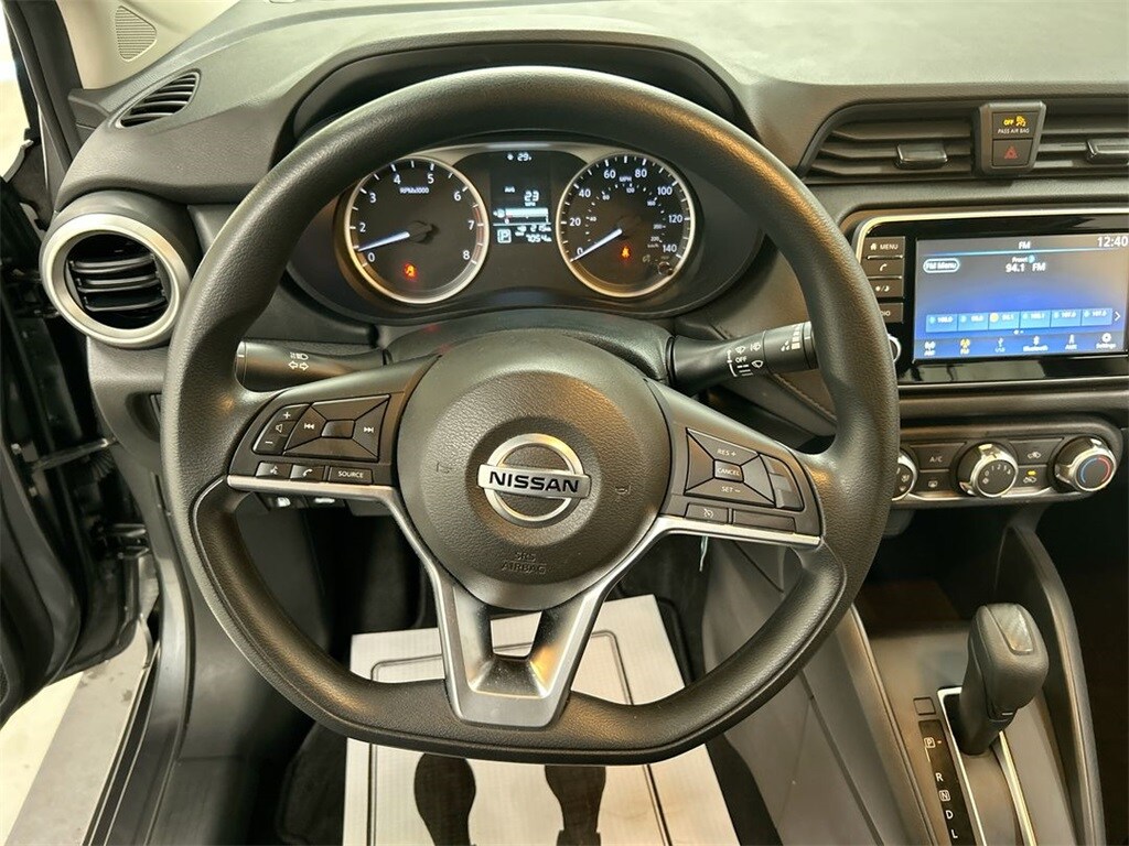 2022 Nissan Versa 1.6 S photo 4