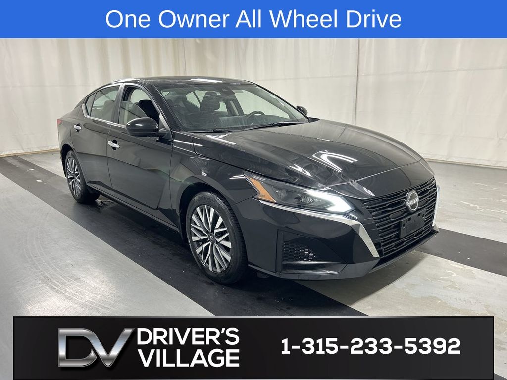 2023 Nissan Altima SV