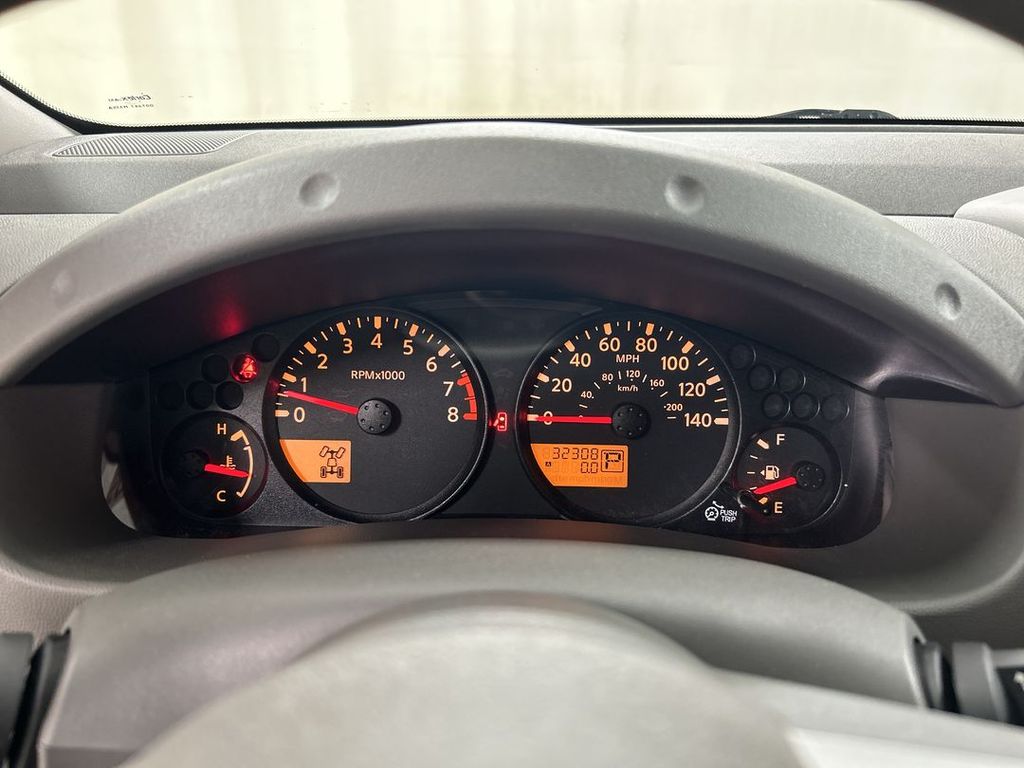 2021 Nissan Frontier SV - Photo 13