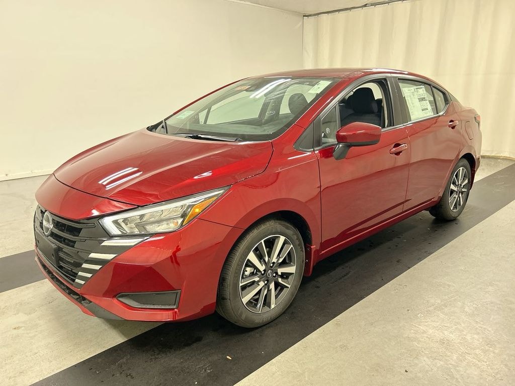 New 2025 Nissan Versa 1.6 SV Sedan