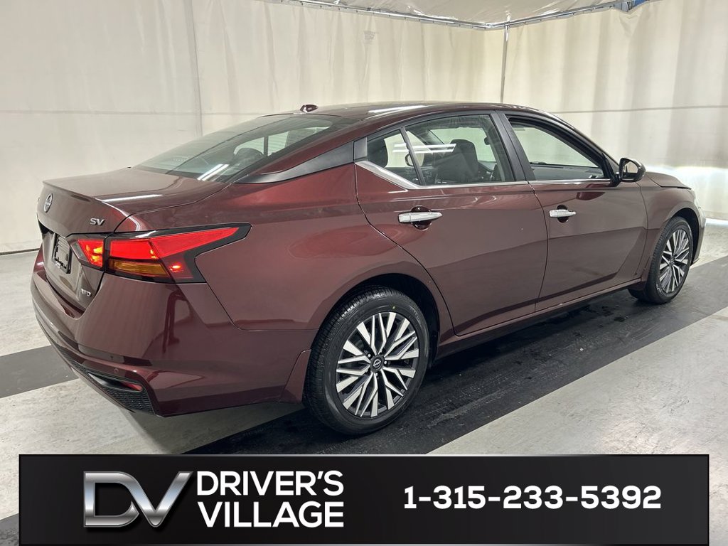 Used 2024 Nissan Altima 2.5 SV Sedan