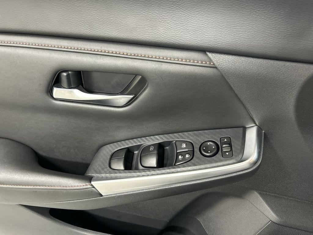2023 Nissan Sentra SR - Photo 11