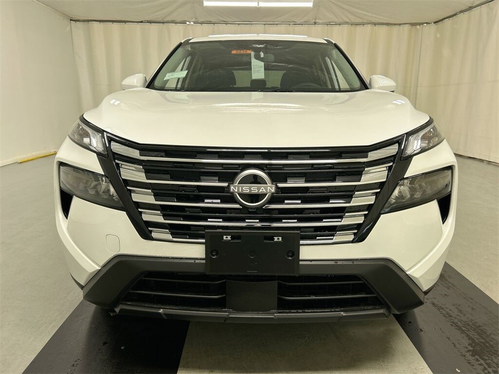 2025 Nissan Rogue SV photo 2